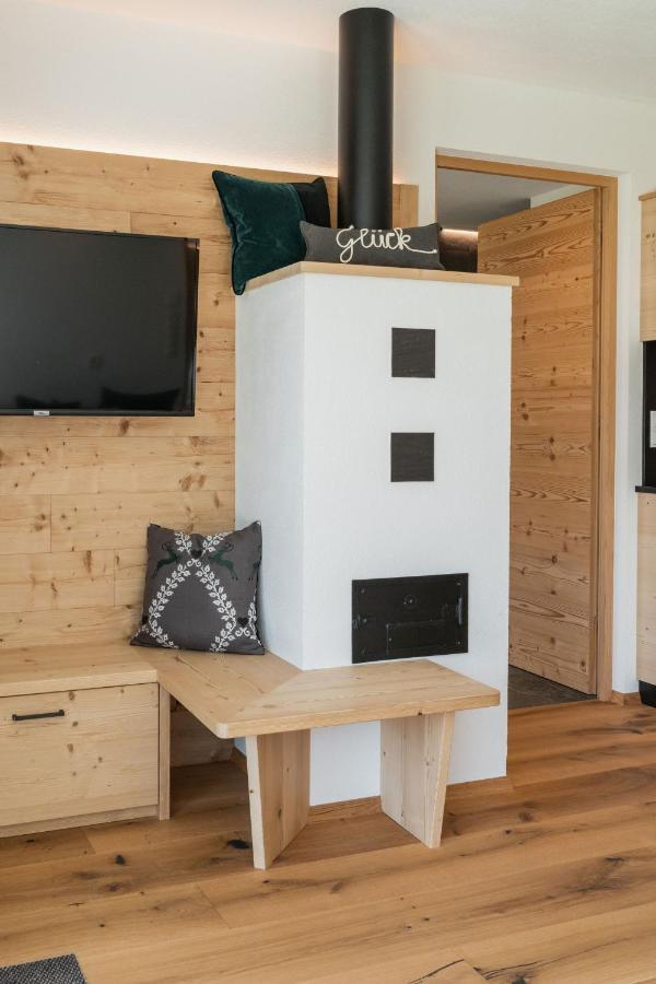 Innermoser Bauernhof - Chalets Молини ди Турес Екстериор снимка